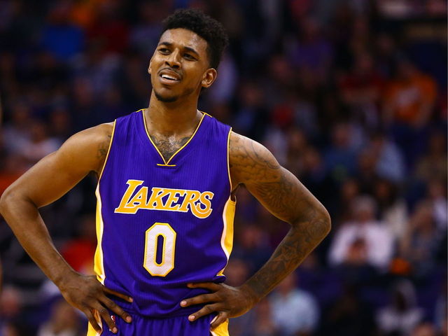 Lakers' head coach Byron Scott critical of Swaggy P: 'He's not having a good year'