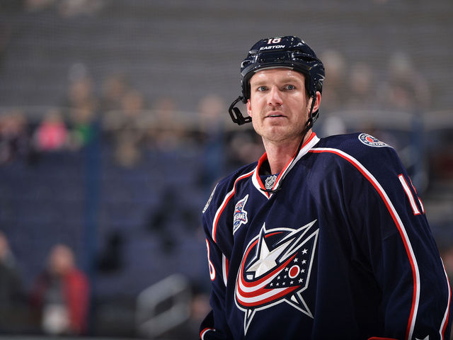 Blue Jackets' Clarkson opens up about back injury, life outside hockey