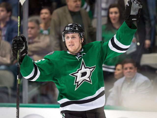 Stars sign Brett Ritchie to 1-year contract
