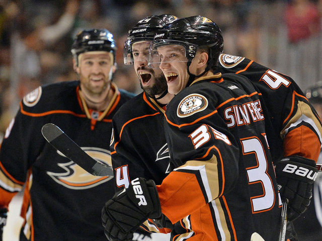 NHL playoff picture: Ducks on top in the West; Capitals swat Bruins
