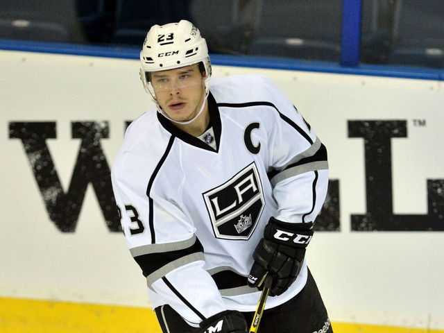 GIF: Kings' Brown crushes Ducks' Perry in open ice