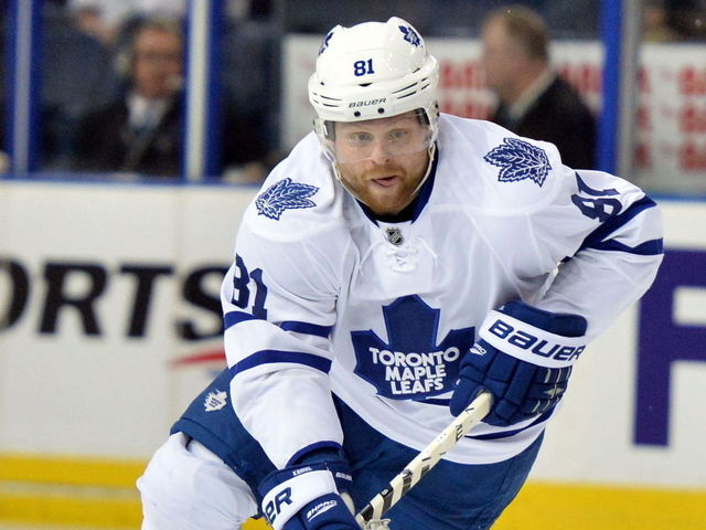 Report: Penguins targeting forwards including Maple Leafs' Kessel