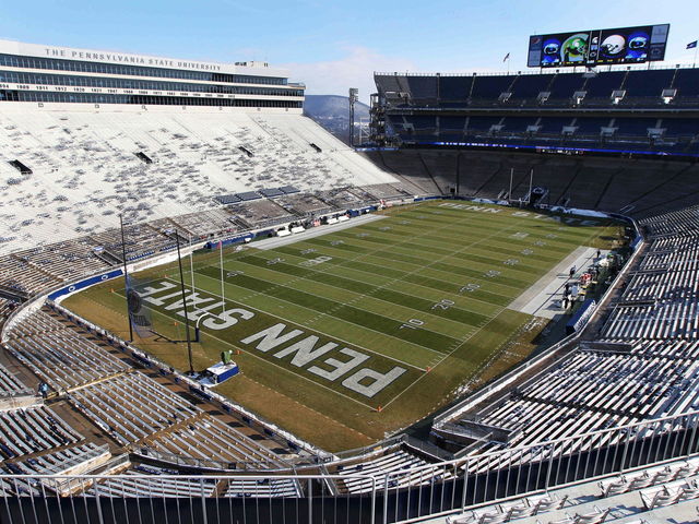 Report: Flyers, Penguins planning to celebrate 50th anniversaries with outdoor game