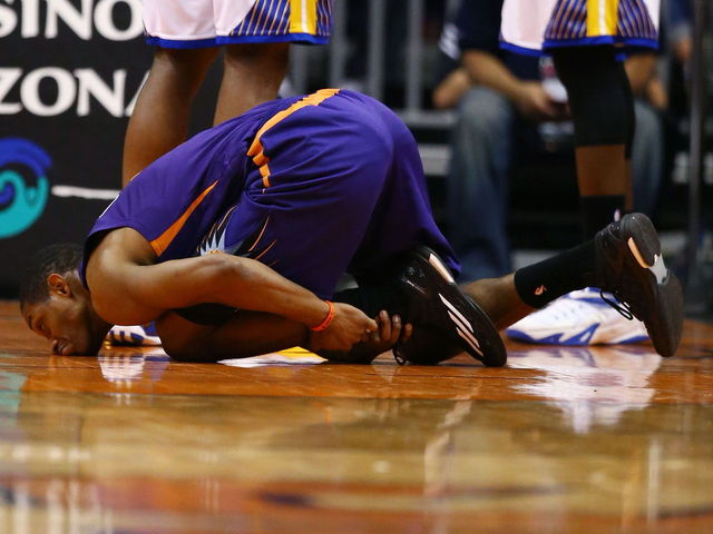 Suns' Brandon Knight undergoes successful surgery on left ankle