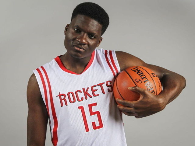 VIDEO: Rockets' Clint Capela throws down nasty jam on Clippers' Hawes