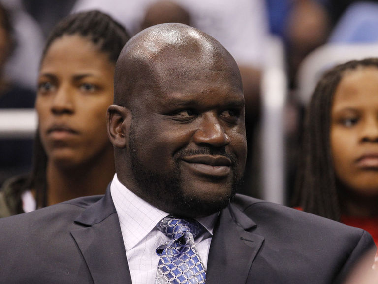 VIDEO Shaq takes dig at Lakers during Justin Bieber roast
