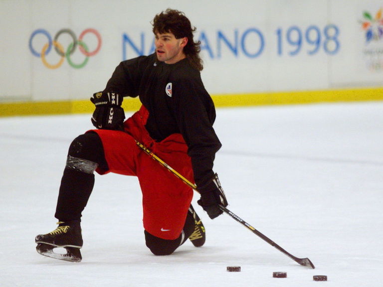 Jagr mullet wig hotsell