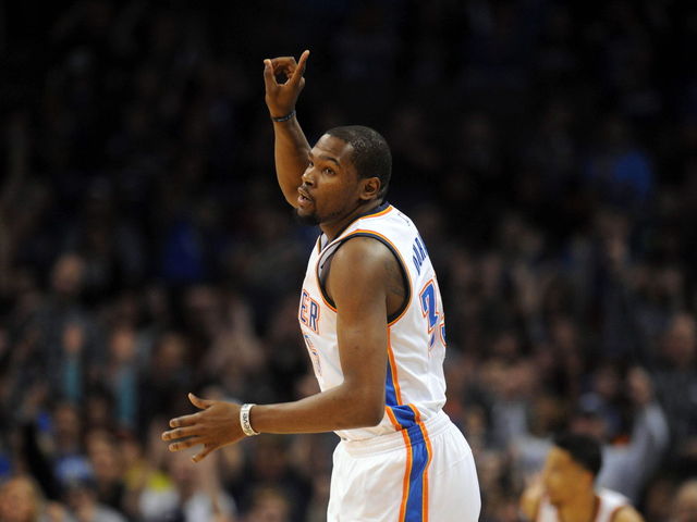 Durant wants jersey retired in OKC one day: 'I love it here, man'