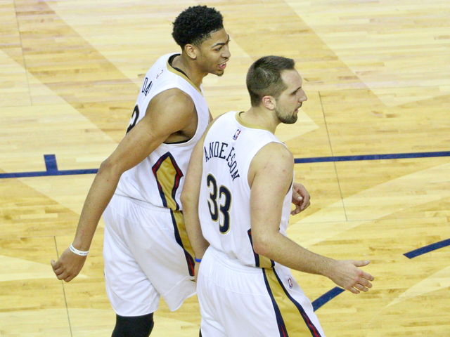 VIDEO: Ryan Anderson returns from 18-game absence, throws down two-handed slam