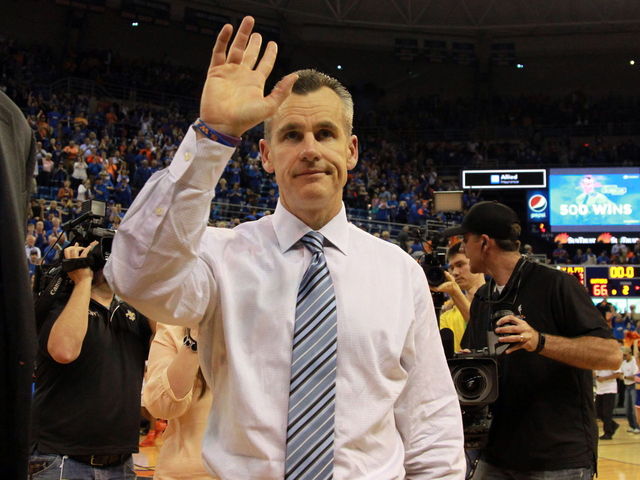 Florida extends coach Billy Donovan through 2020