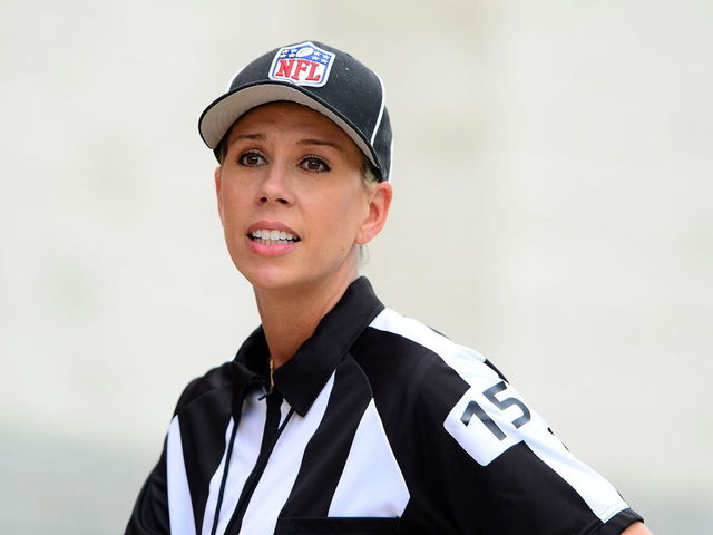 Report: NFL hires 1st full-time female official