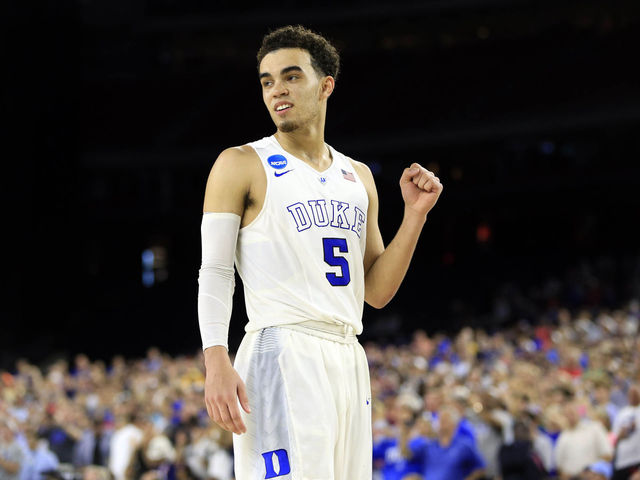 Tyus jones hot sale duke jersey