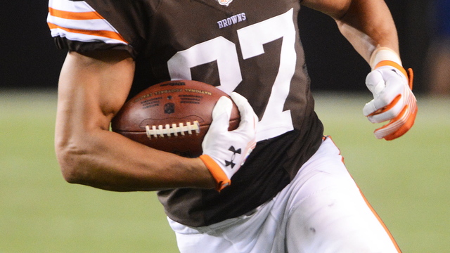 Browns release TE Gronkowski