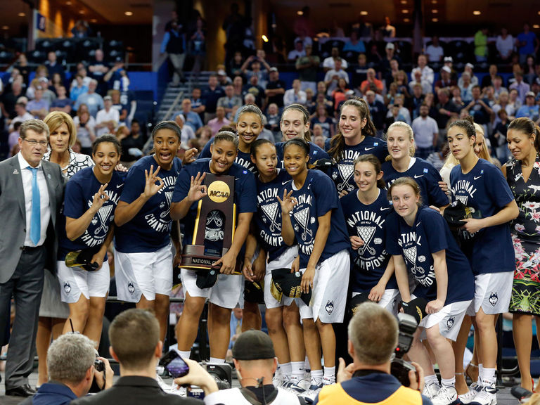 3 Peat Uconn Beats Notre Dame For 3rd Straight Title 8461
