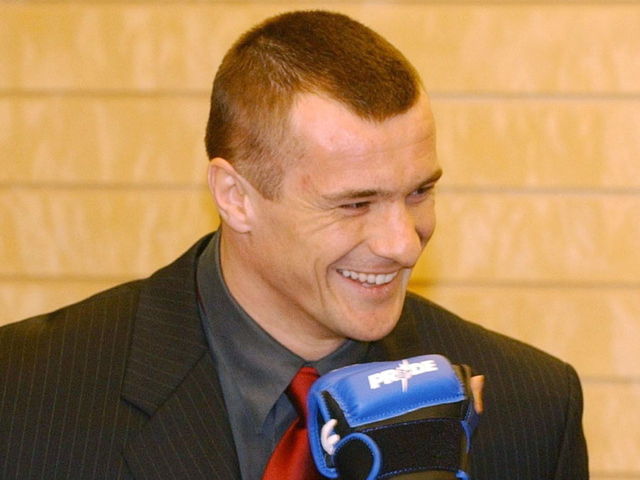 VIDEO: "Cro Cop" flashes some personality in media scrum