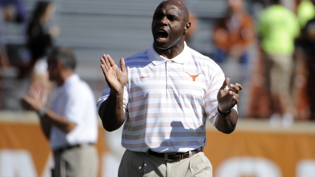Texas' Kris Boyd apologizes for halftime retweet