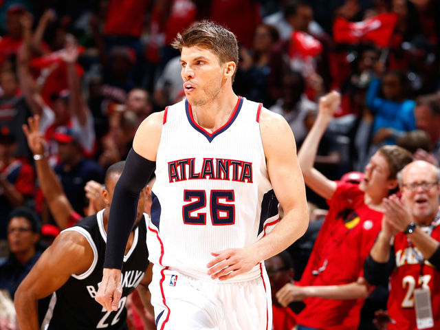 Kyle Korver scores 21 to help Hawks past resilient Nets in Game 1