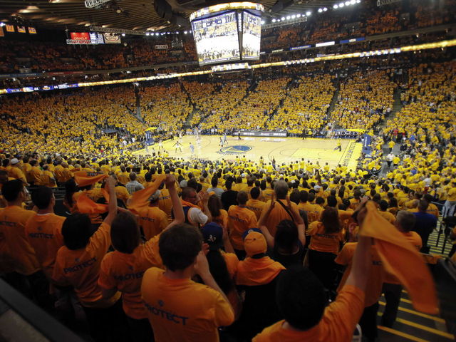 Pelicans coach Monty Williams says Warriors' arena may be too loud