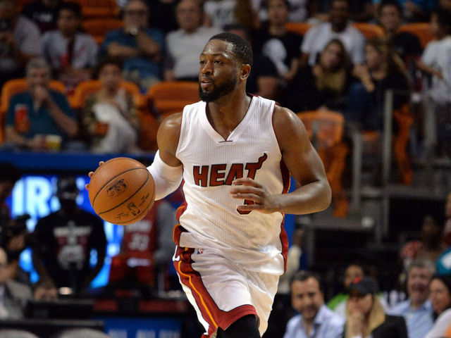 Dwyane Wade could opt out of deal to sign long-term pact