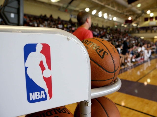 Report: NBPA urging agents to read article on team audits, potential strike
