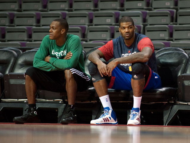 Josh Smith rises for Rockets as Rondo fades for Mavericks