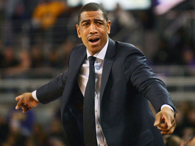 Report: UConn's Kevin Ollie removes himself from running for gig with Thunder