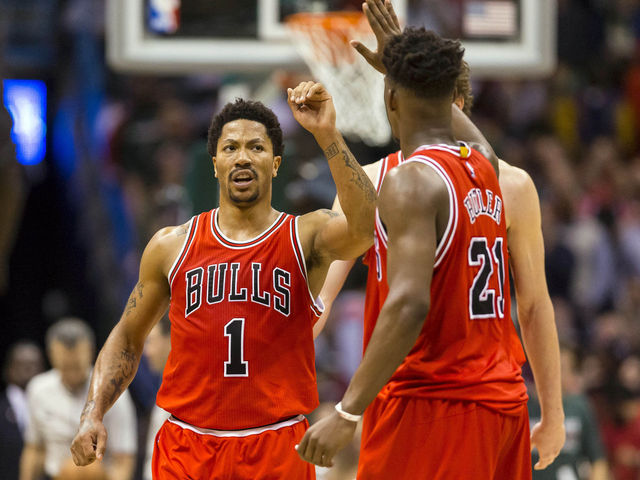 Smooth Performance of the Night: Derrick Rose reminds the world what he's capable of