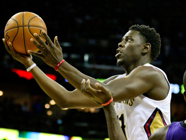 Jrue Holiday playing for Pelicans in Game 4 on Saturday