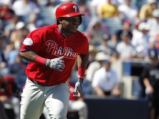 VIDEO: Phillies' Franco launches first MLB home run
