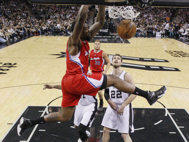 VIDEO: Game 4 of Clippers-Spurs being played in Lob City