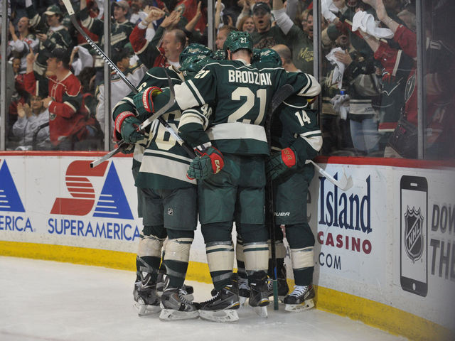 Parise, Dubnyk shine as Wild eliminate Blues; will face Blackhawks in 2nd round