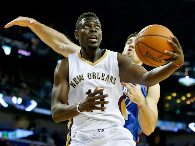 Jrue Holiday considering another surgery on troublesome right leg