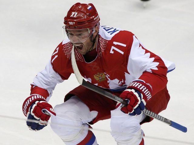 Ranking the 10 best players outside the NHL