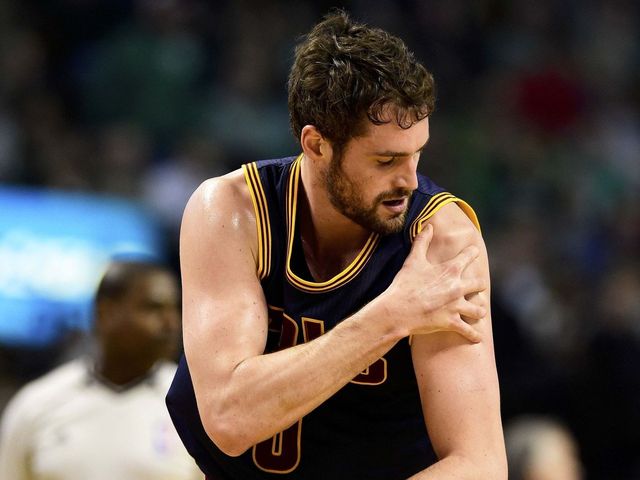 Kevin Love says he's a month away in his recovery from shoulder surgery