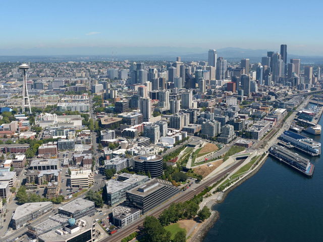 Mayor expresses support for sports arena in Seattle suburb