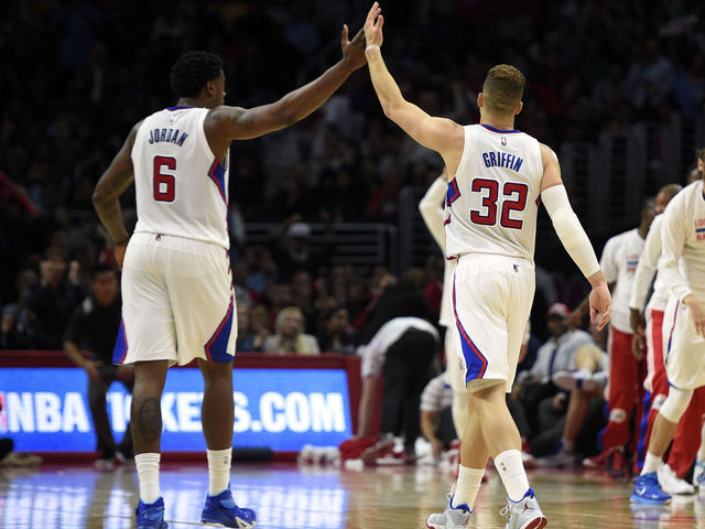 VIDEO: Clippers owner Ballmer loving Lob City display