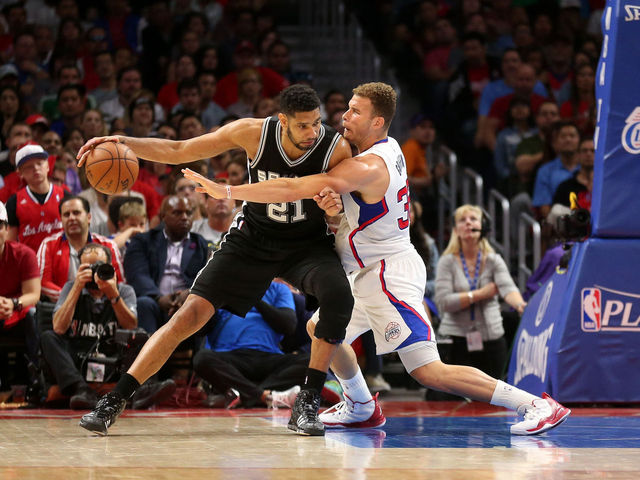 Spurs hang on to win thrilling Game 5, take 3-2 series lead over Clippers