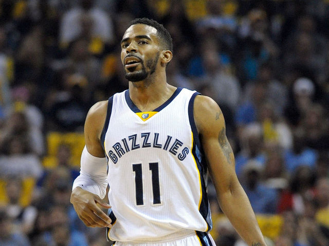 Grizzlies' Conley buys 500 tickets to be given away for Game 5 in Memphis