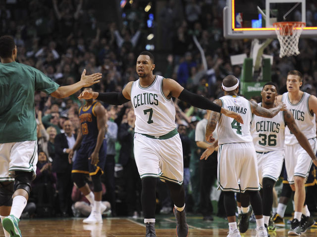 Ainge again critical of Sullinger's weight: 'He's hurting the longevity of his career'