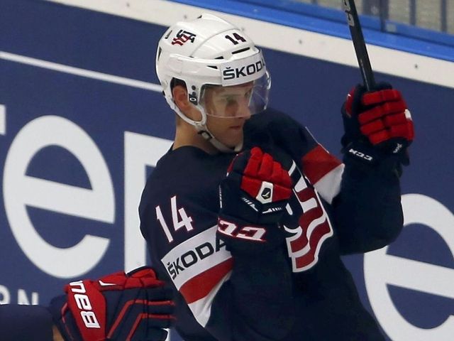 Predators assign Steve Moses, 2 others to AHL