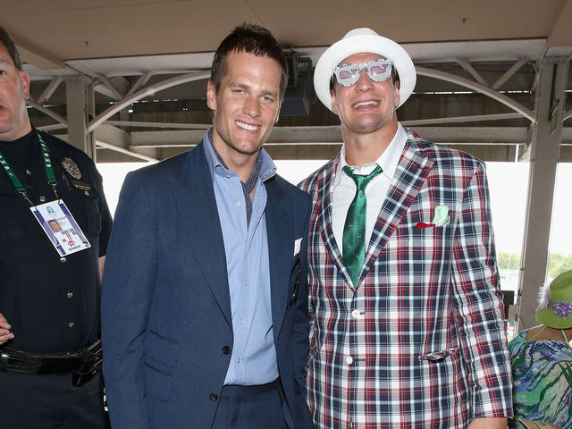 PHOTO: Rob Gronkowski is dressed exactly how you'd expect for Kentucky Derby