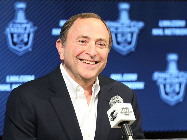 Gary Bettman ordered to testify in concussion lawsuit