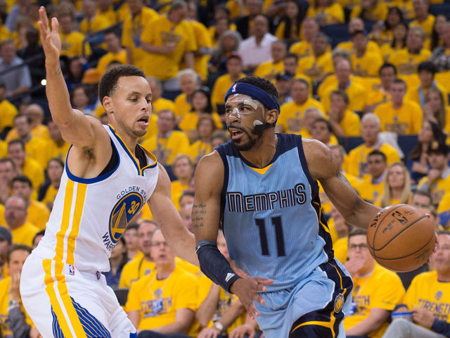 Conley's return helps Grizzlies hand Warriors rare home loss, even series