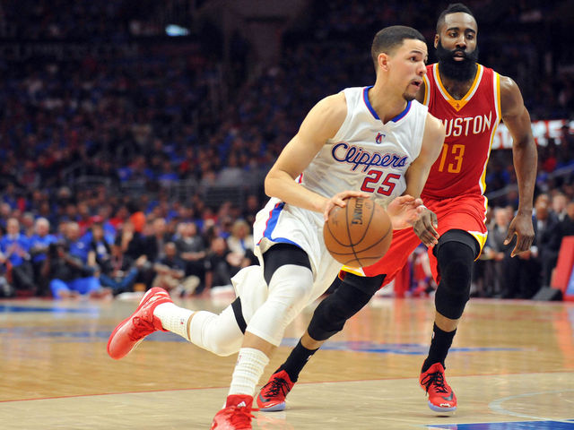 Paul returns, but it's Rivers who shines as Clippers roll Rockets in Game 3