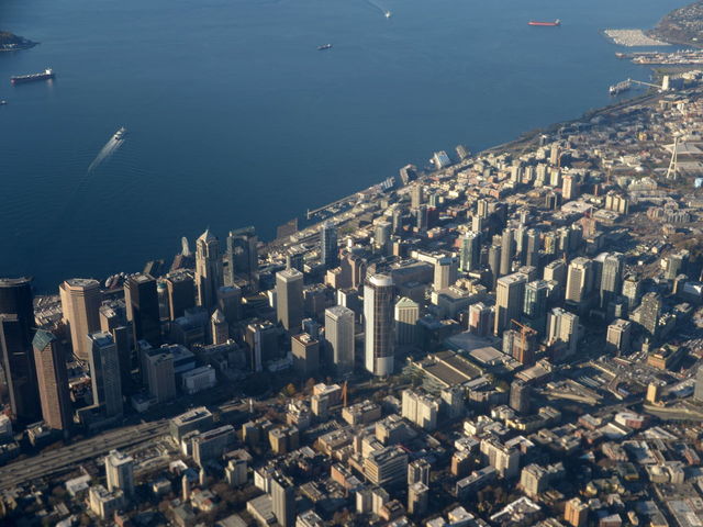 Report: Seattle group still pursuing arena despite not making bid for NHL franchise