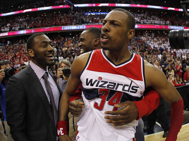 Pierce's buzzer-beater helps Wizards avoid epic collapse in Game 3 win over Hawks