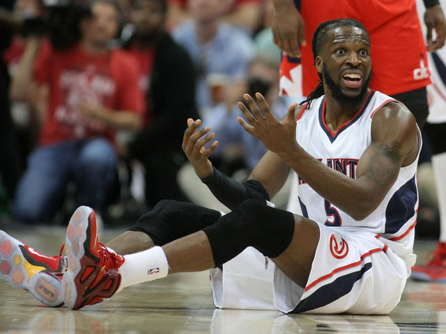 Hawks' Carroll clears up reason for absence on final possession of Game 3
