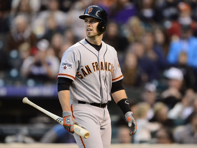 VIDEO: Buster Posey's broken bat hits home plate umpire, opposing catcher