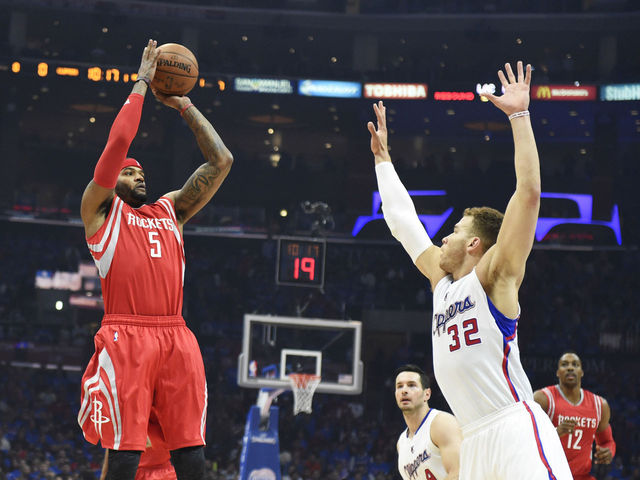 Rockets overcome 19-point deficit to stun Clippers, force Game 7