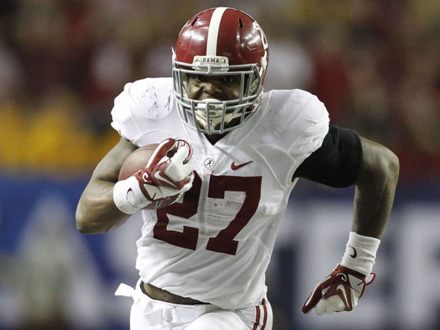 VIDEO: Alabama's Derrick Henry trains by pushing truck, flipping tires